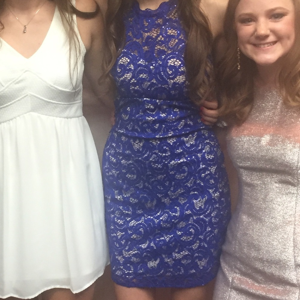 Homecoming dress (blue middle)